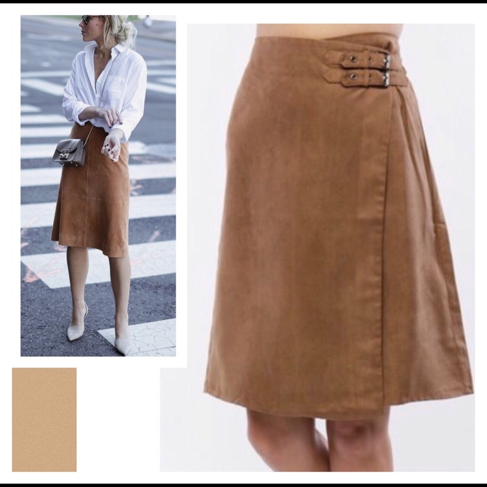 Chocolate Side-Buckle A-Line Skirt